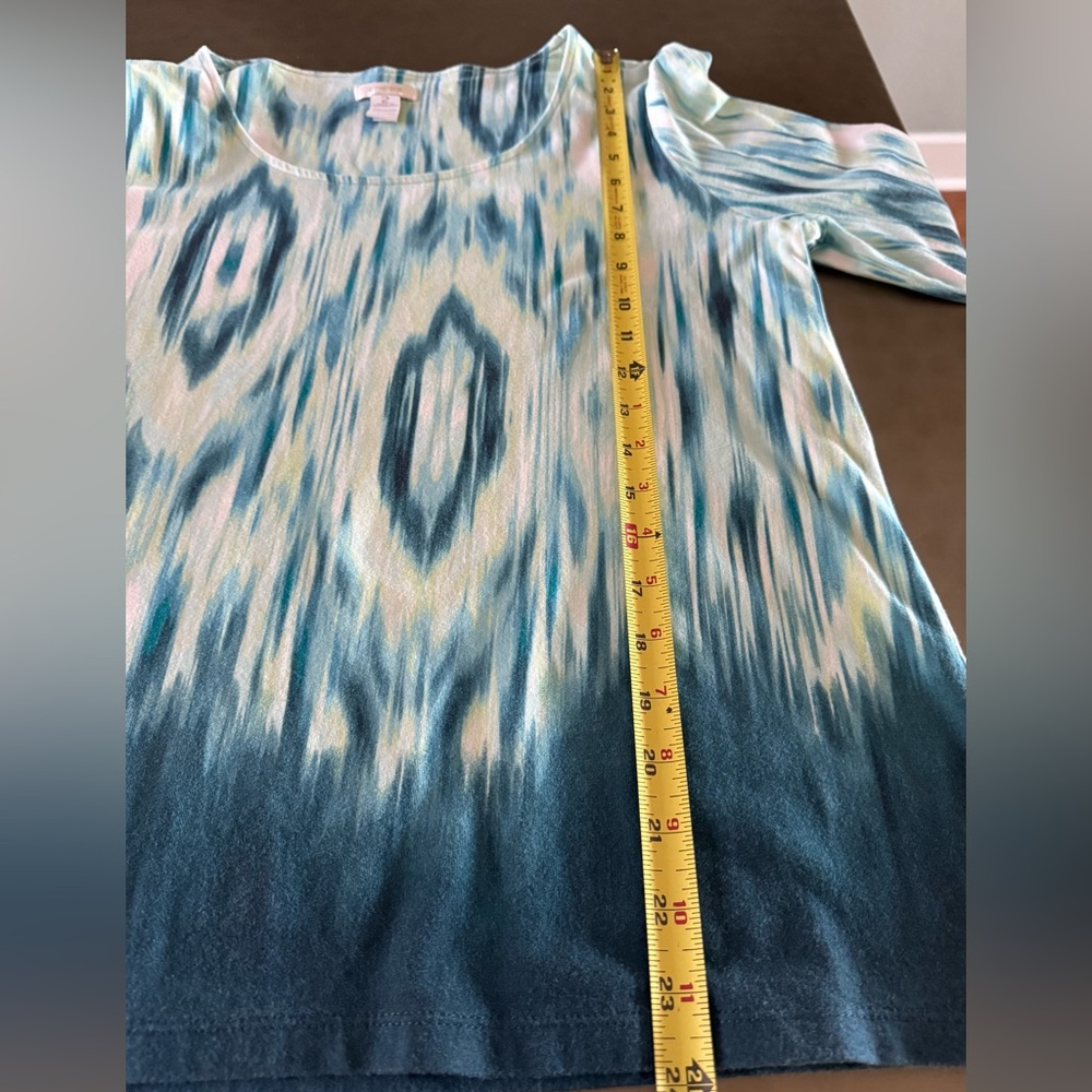 Chico’s Women’s Top, Multi shades of Teal, Size Large, 3/4 Sleeves, Round Neck - Picture 3 of 6